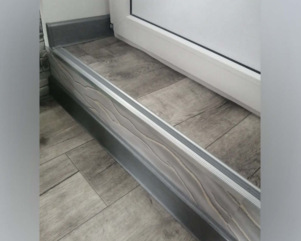 Порог одноуровневый ПС 08-1.900.02л Залото анод