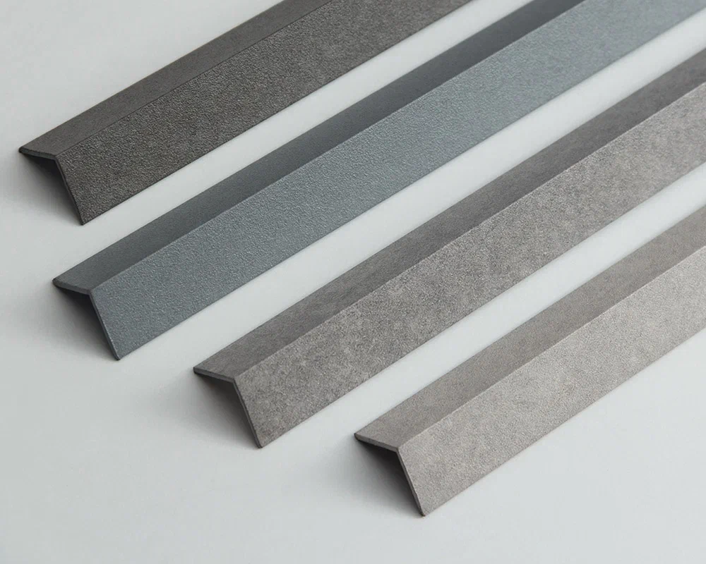 Угол декоративный Уп 12-27.2700.558 (30х30 мм)