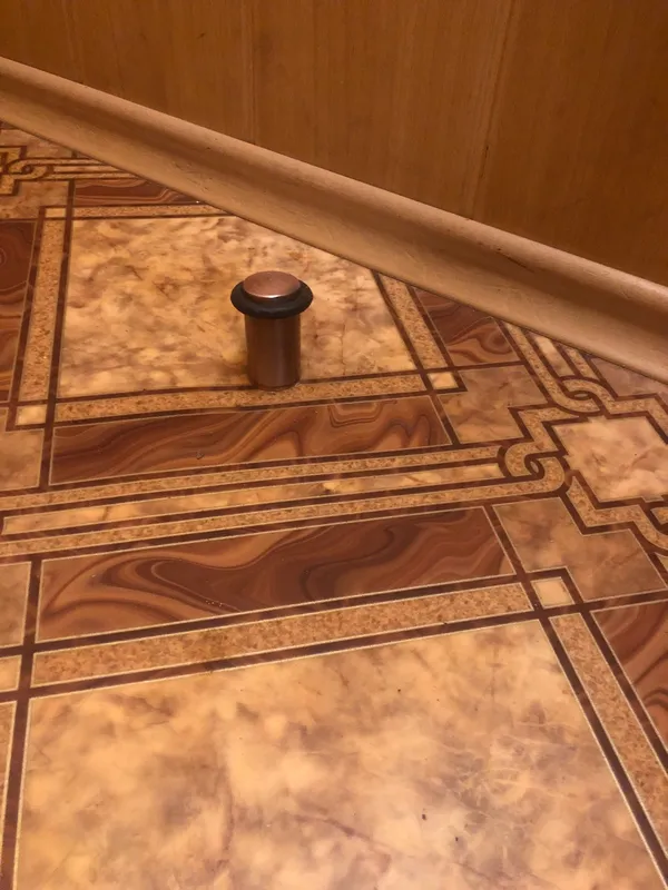 Упор 588А-1 Белый