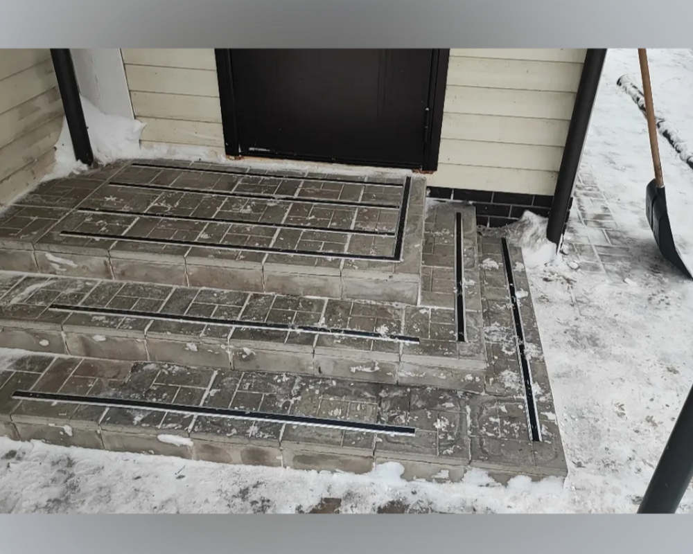 Порог одноуровневый ПС 08-1.2700.202л Золото анод