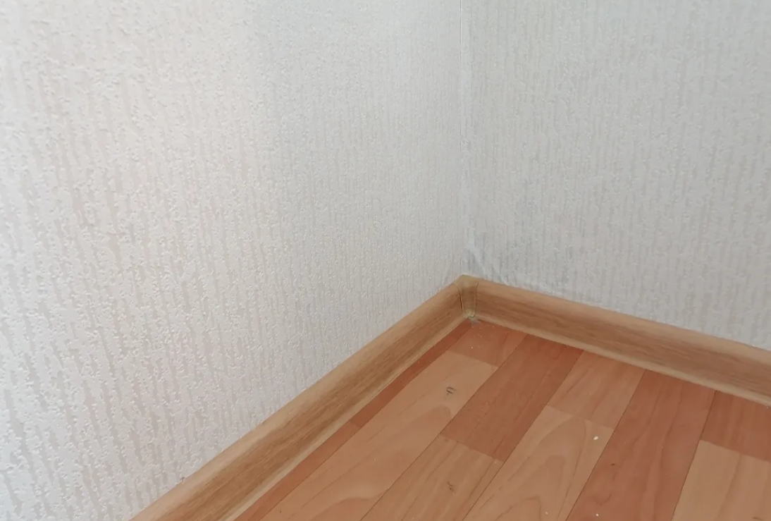 Плинтус ПВХ Волшебная палочка 58мм 2,2м 5815