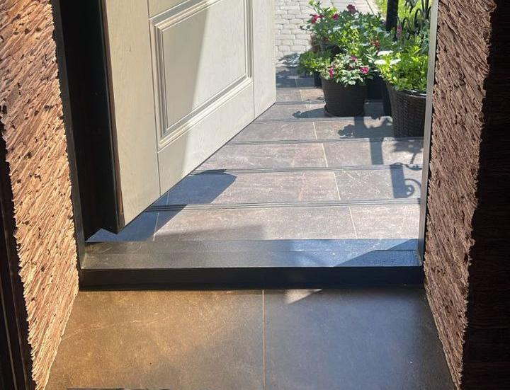 Плинтус эластичный ПВХ Dollken WL50 50мм х 15мм 0110 Черный