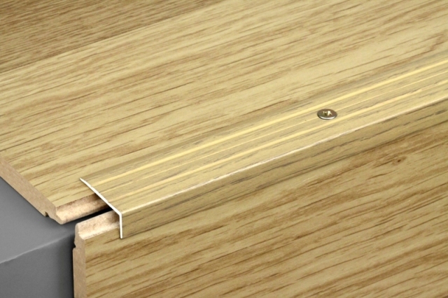 Порог угловой ПУ 01.2700.286 Пробка