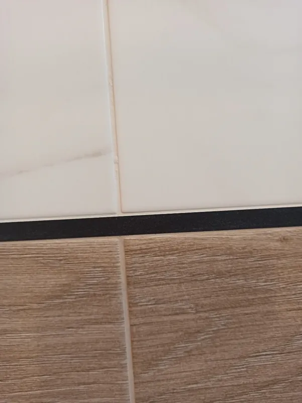 Профиль окантовочный ПК 11-8.2700.02л Золото