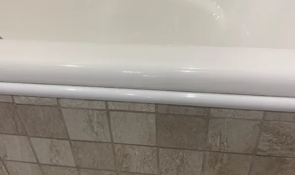 Профиль окантовочный Волшебная палочка MSPK 03-9.2700.01L 9мм 2,7м Серебро Люкс