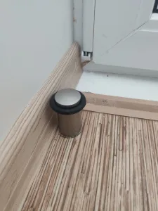 Упор 588А-1 Белый