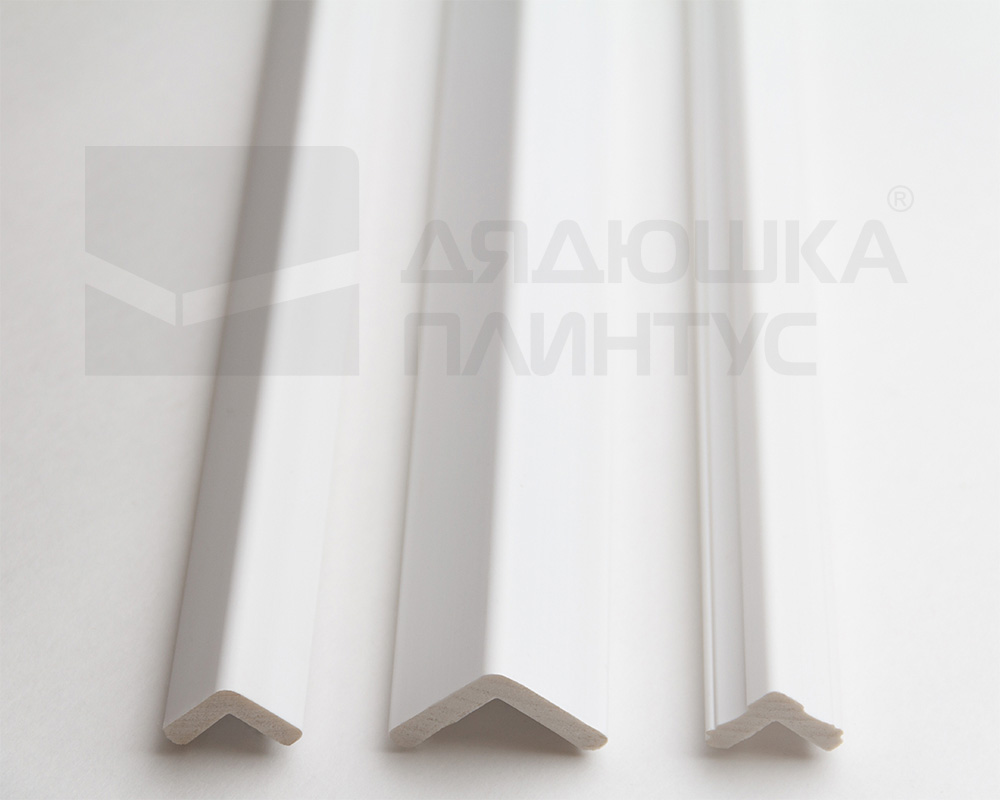 Угол из полистирола высокой плотности HI WOOD C20V2 20мм х 20мм х 2,0м. Окраска включена в стоимость