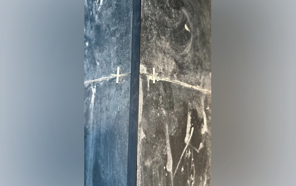 Профиль окантовочный Genesis ESA 100.411 10 х 2500 мм Гранит