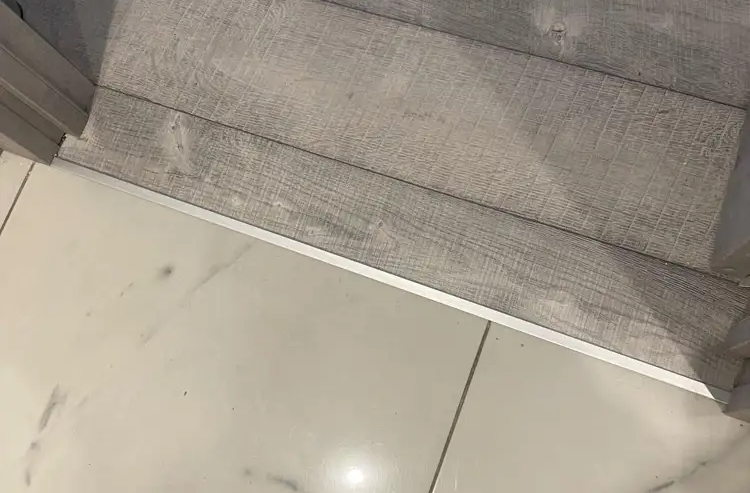 Алюмин. профиль ПТ-10  серебро/мат 2,7 м