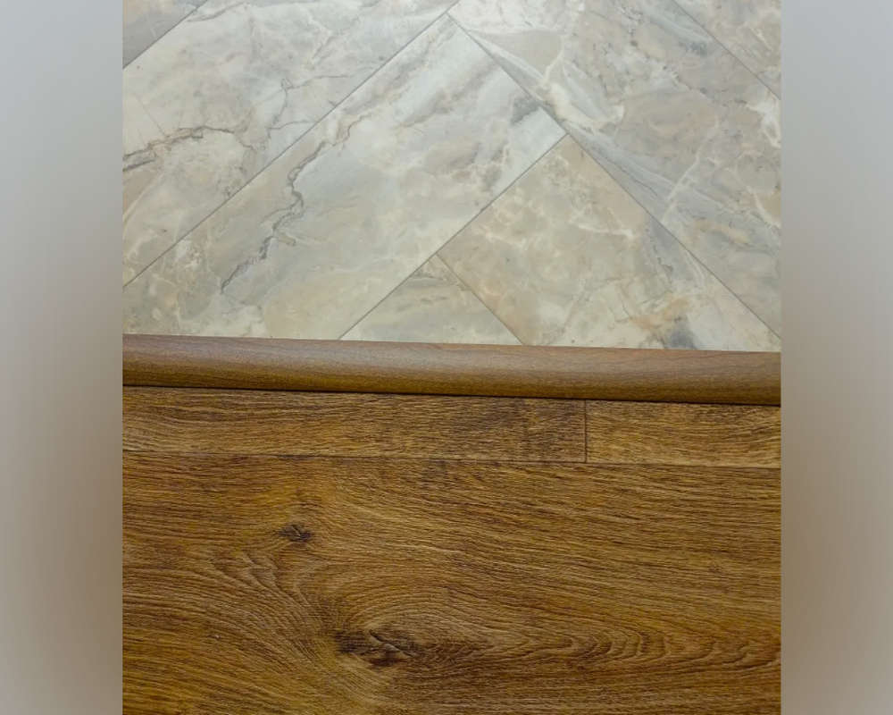 Самоклеящийся порог ЛС 35.1800.4081 Сосна