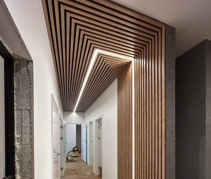 Молдинг из полистирола высокой плотности HI-WOOD LB40 BR395 40х20ммх 2,7м