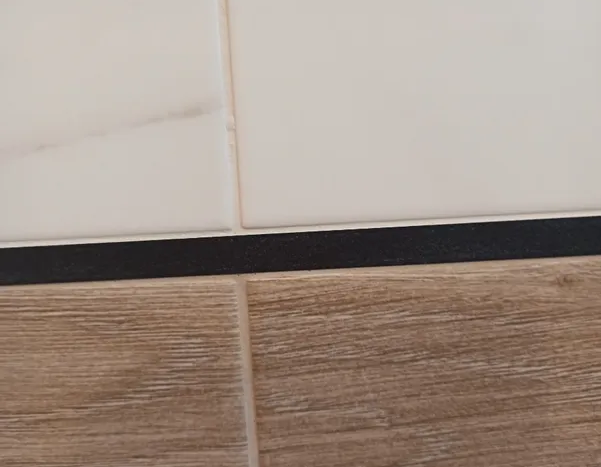 Профиль окантовочный ПК 11-8.2700.01л Серебро