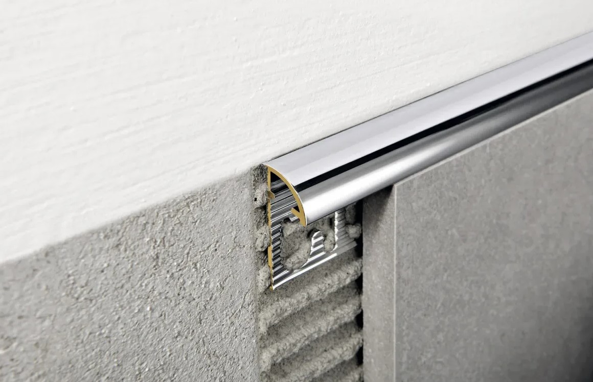 Профиль окантовочный Волшебная палочка MSPK 03-9.2700.01L 9мм 2,7м Серебро Люкс