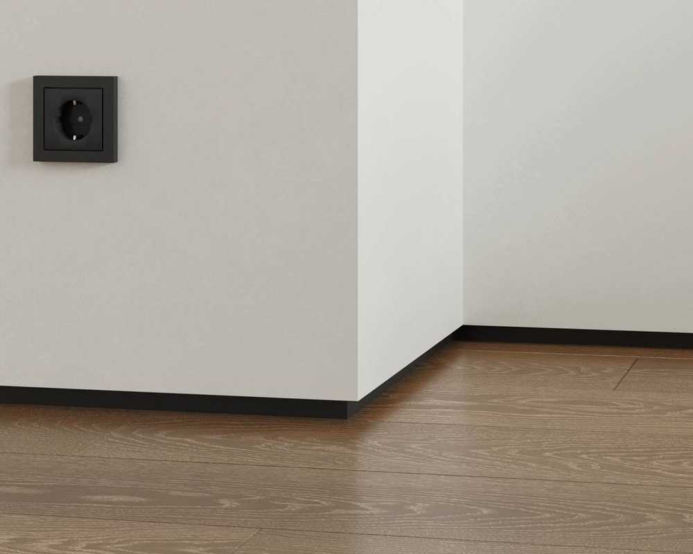 Теневой плинтус для подсветки Волшебная палочка 49,5 х 19,5 х 12,4 мм 3,0 м Чёрный матовый