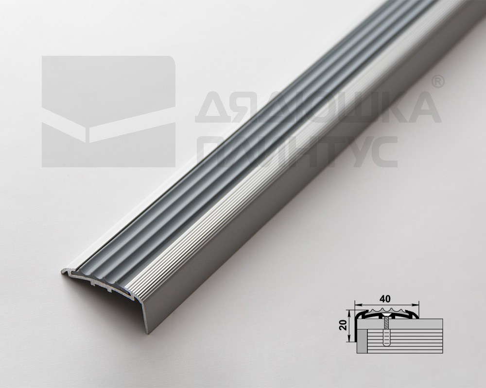 Порог угловой ПУ 71.1800.01л Серебро