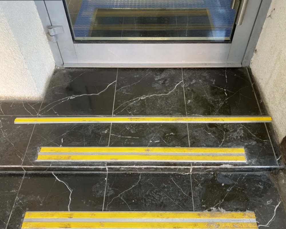 Порог одноуровневый ПС 08.2700.03 Шоколад