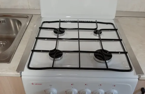 Тавр 25х25 мм Тп 05.2000.502л Золото. Цена за 5 штук.