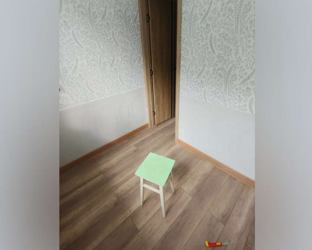 Плинтус ПВХ Cezar матовый с мягким краем HI-LINE PRESTIGE 145 Дуб ричмонд