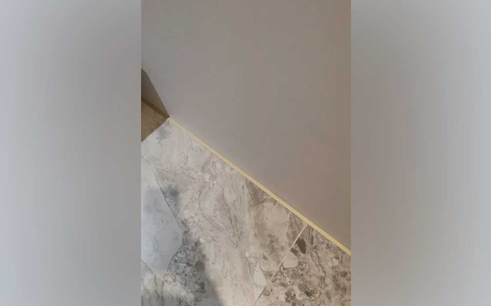 Микроплинтус MSAPL 01.2700.14BB Латунь