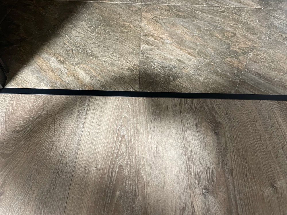 Порог одноуровневый Т 30-1.2700.15 Черный