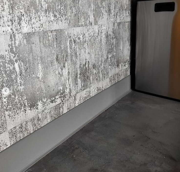 Плинтус ХДФ Dollken S100 100 мм х 2,575м 1184 Серый