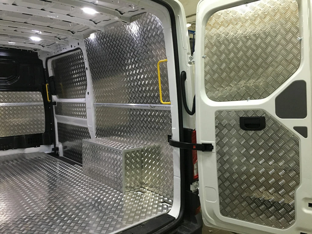 Лист рифлёный алюминиевый Лкв 02.05.00 300х600 мм