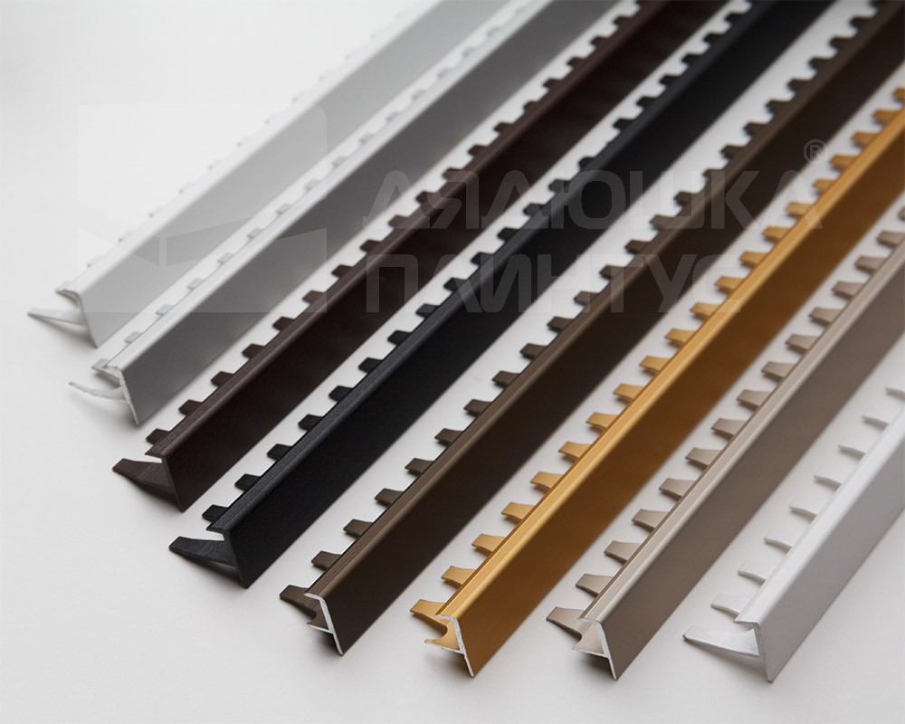 Профиль окантовочный ПУ 13.2700.02л Золото