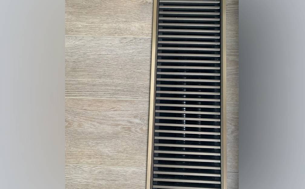 PVL73-04 Угол латунь Антик бронза светлая 15х15мм 2.7м