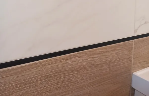 Профиль окантовочный ПК 11-8.2700.01л Серебро