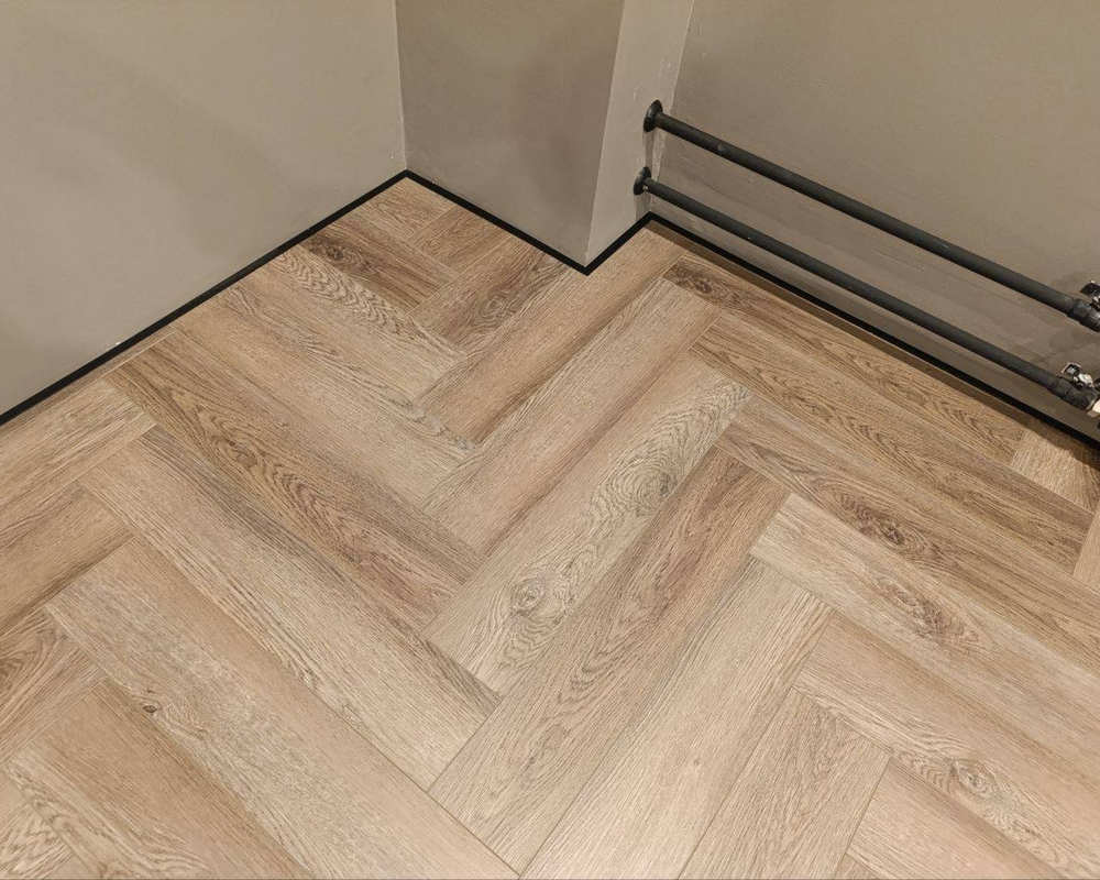 Микроплинтус MSAPL 01.2700.15 Черный