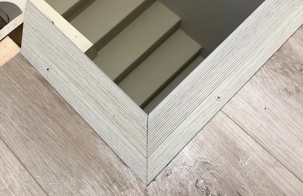 Порог угловой ПУ 02.900.04л Бронза