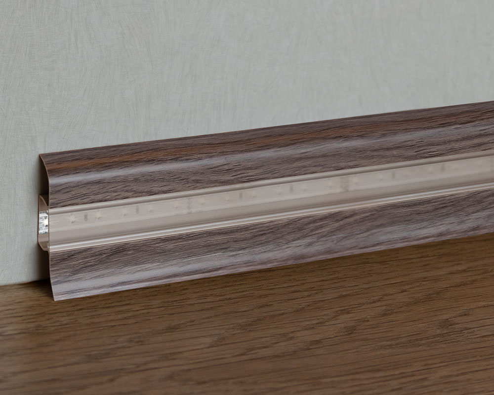 Плинтус ПВХ с кабель-каналом Рико Лео 124 Дуб янтарный