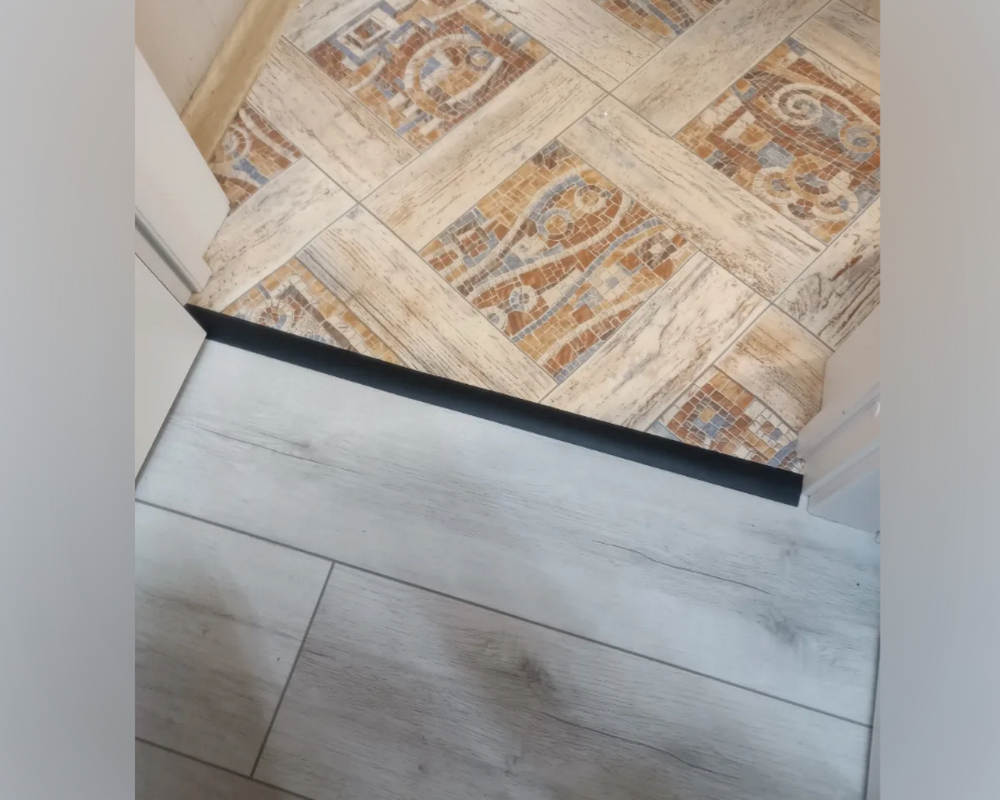 Самоклеящийся порог ЛС 35.900.4095 Дуб венге