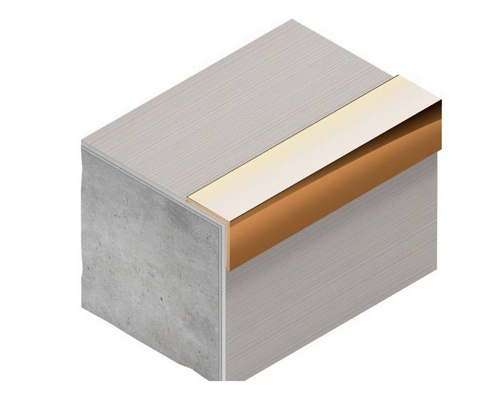 PVL73-04 Угол латунь Антик бронза светлая 15х15мм 2.7м