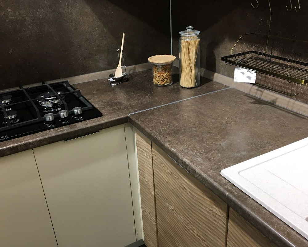 Плинтус для столешниц прямоугольный ПВХ Волшебная палочка 25*12мм 3м 2075 Дуб кера