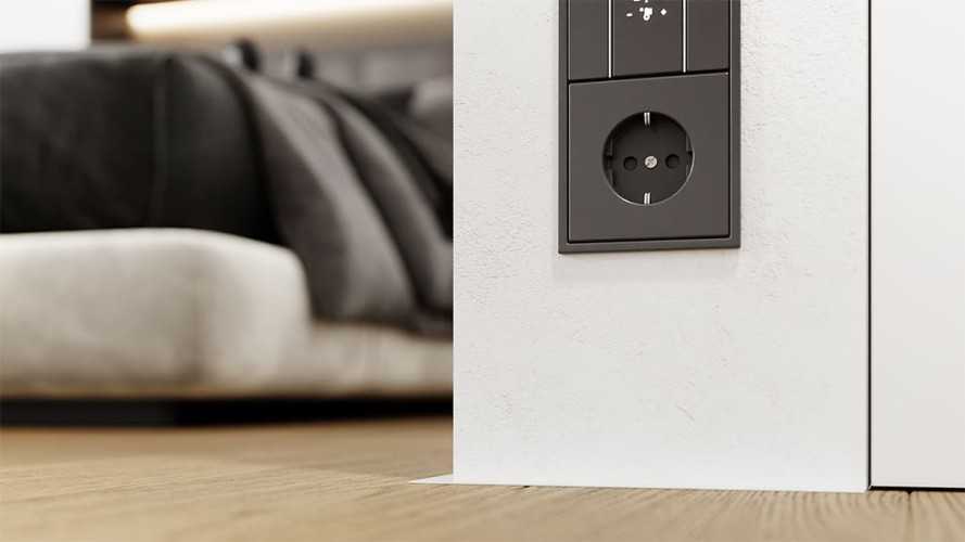 Микроплинтус AL16X5-03 16х6х2000мм Белый