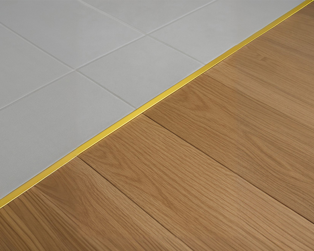 Алюминиевый  профиль ПТ-10  золото/глянец 2,7 м.