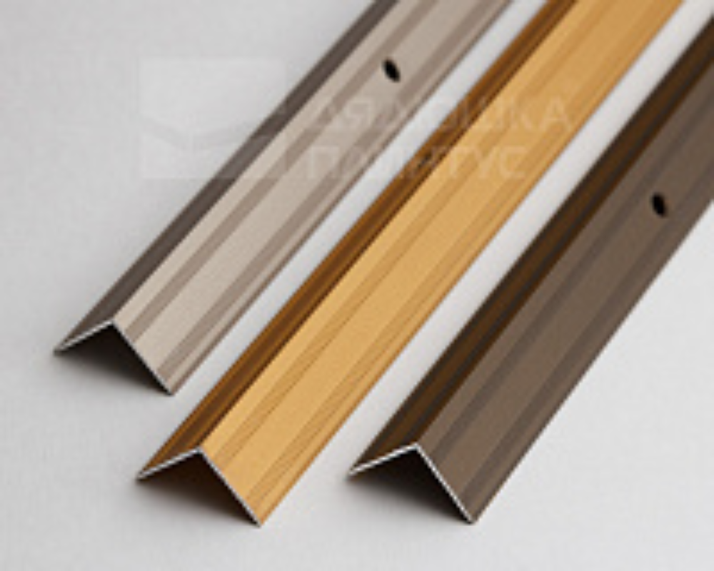 Порог угловой ПУ 05.1800.076 Бамбук